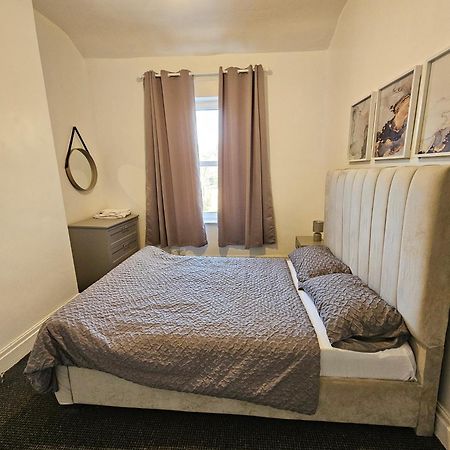 Convenient 3 Bed, Pr1 Near Uclan N Train Station Villa เพรสตัน ภายนอก รูปภาพ